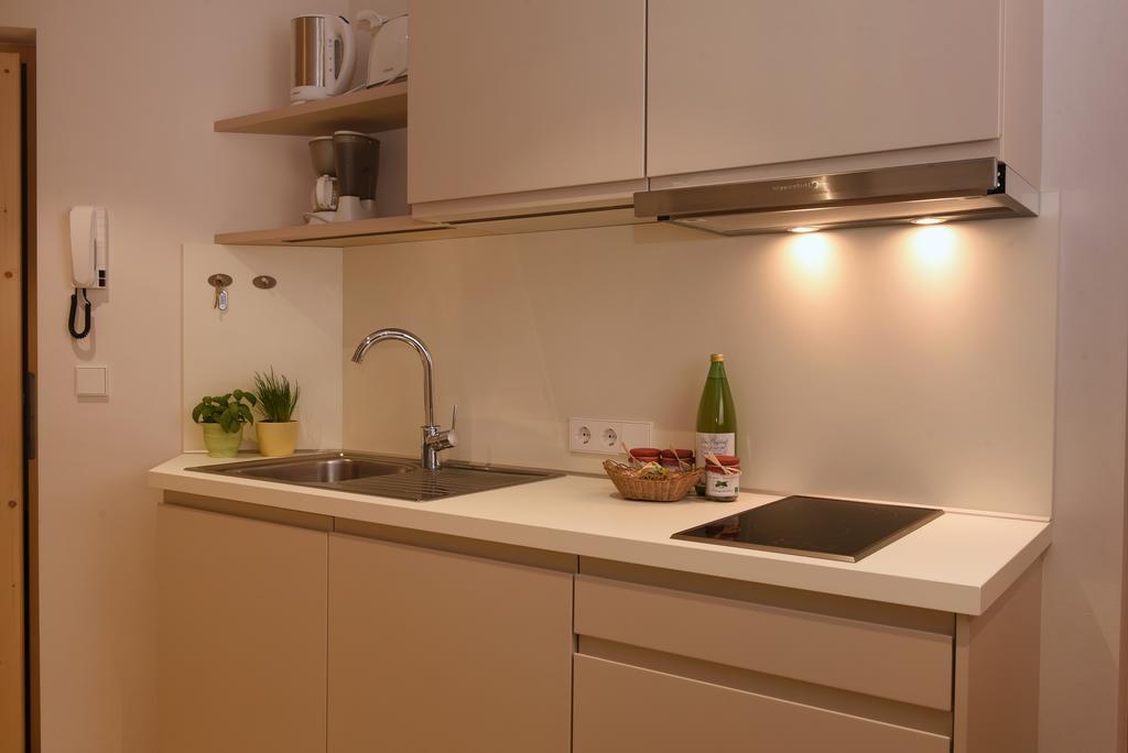 Biobauernhof Rosengartner Apartment Terlano Luaran gambar